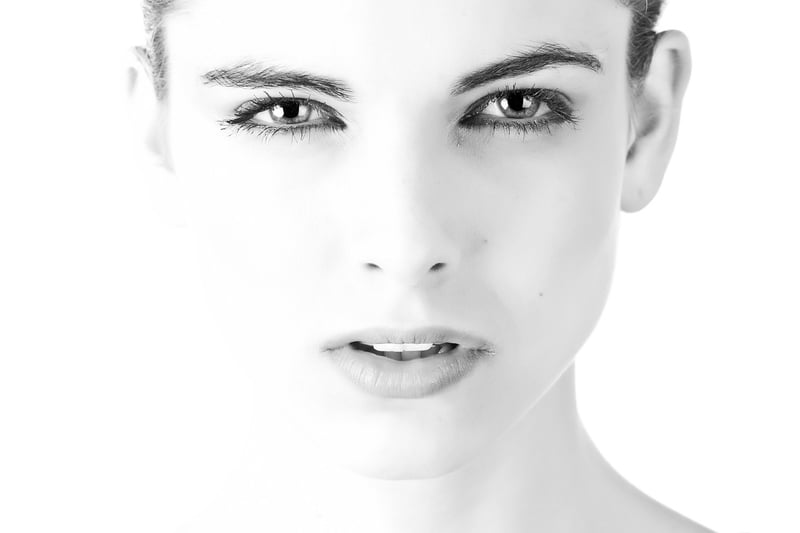 Model Face